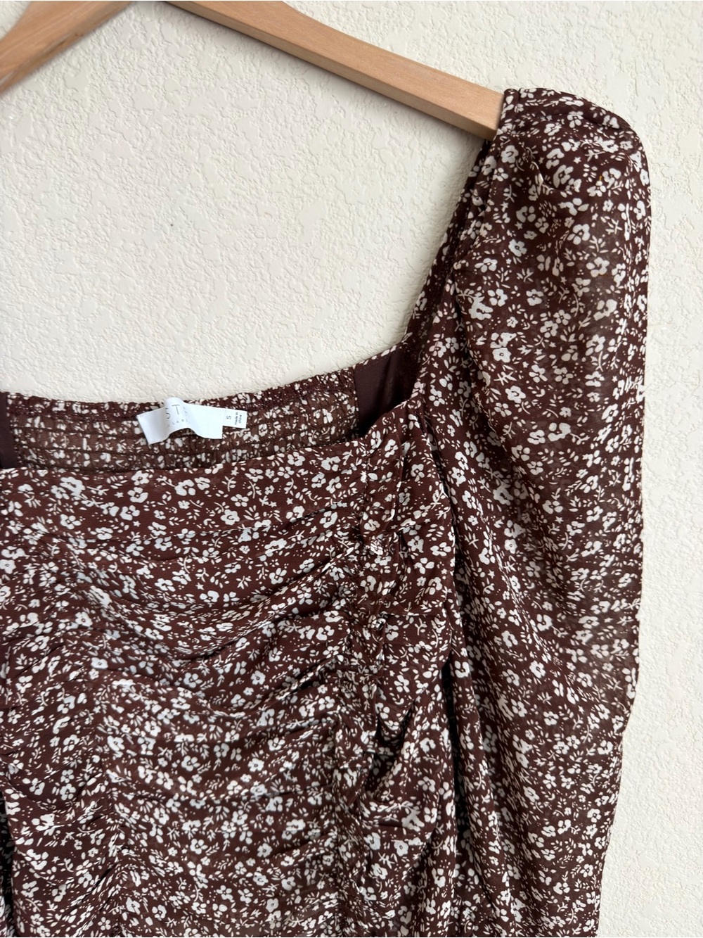 ASTR The Label Tonina Top S Brown Ivory Ditsy Floral Square Neck Puff Sleeve - Picture 8 of 16